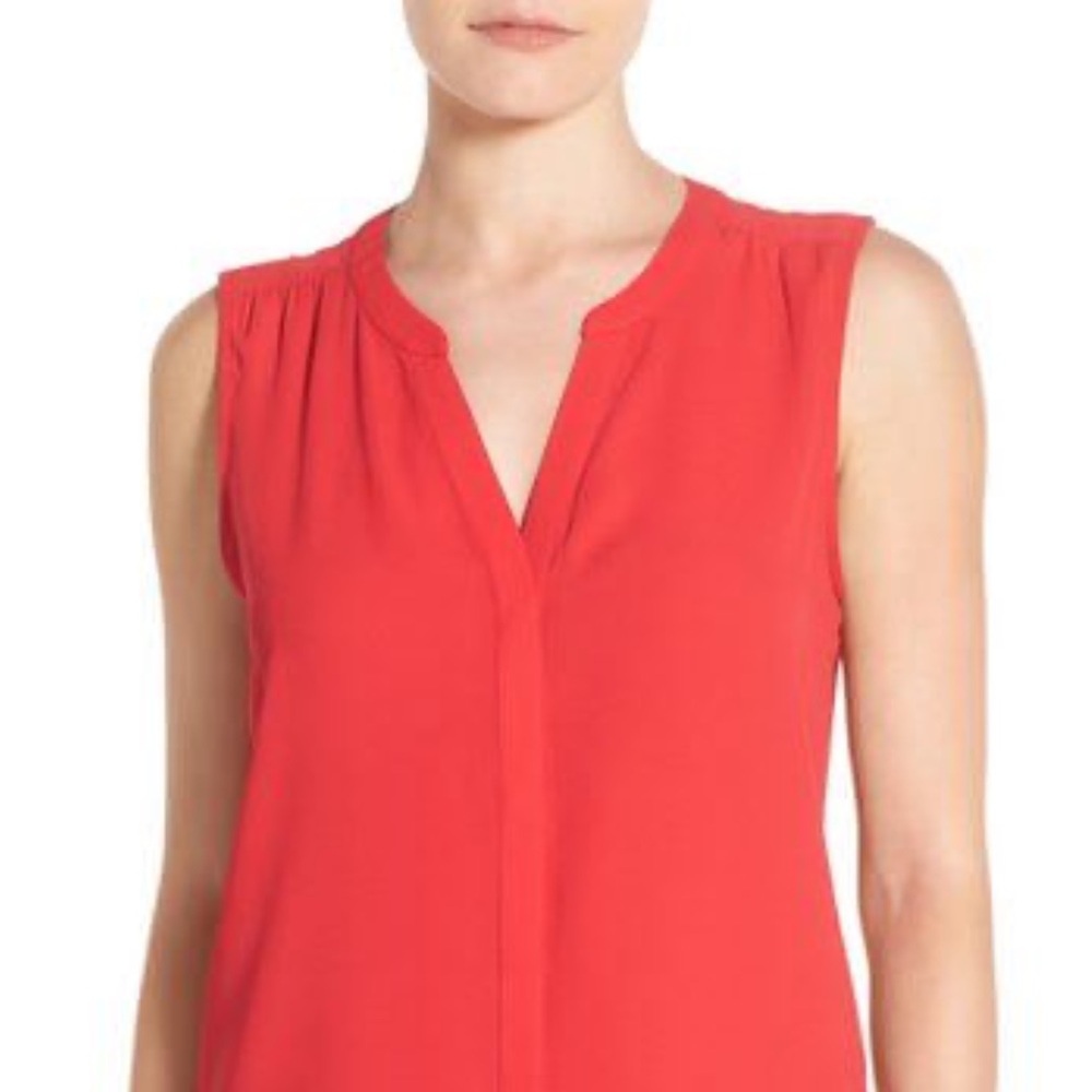 Chicos Orange Sleeveless Top Womens Chicos size 1 which is regular size Small